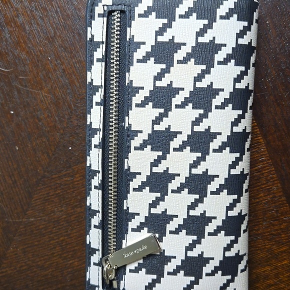 KATE SPADE SET! Blk & White Houndstooth Darcy Bucket Bag and NWT matching Wallet - Picture 11 of 12